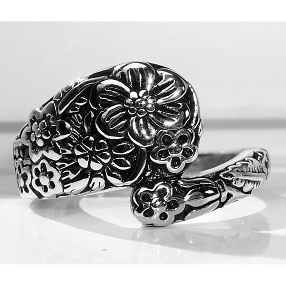 925 STERLING SILVER Cute Floral Spoon Ring - Picture 1 of 16